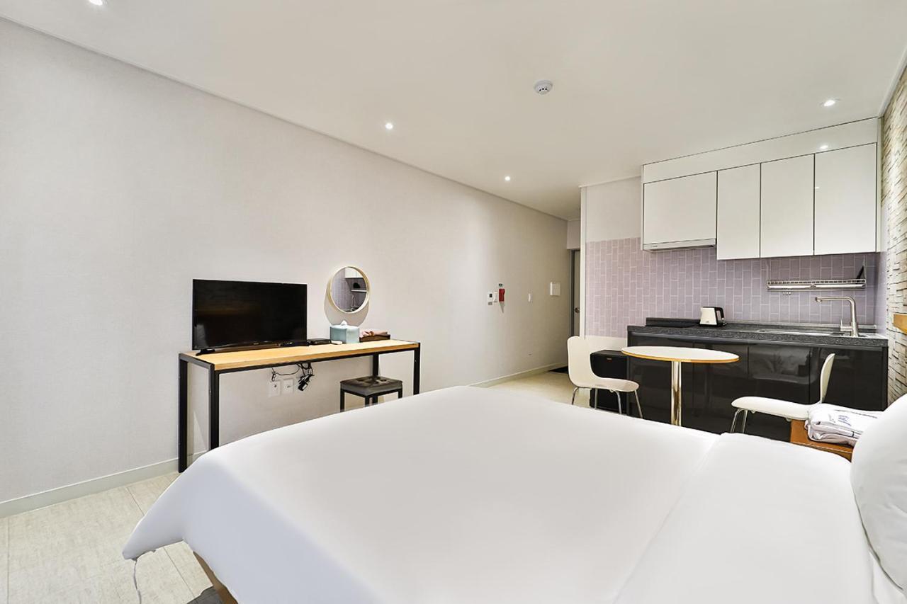 Ciel Mini Hotel Гиеонгджу Екстериор снимка