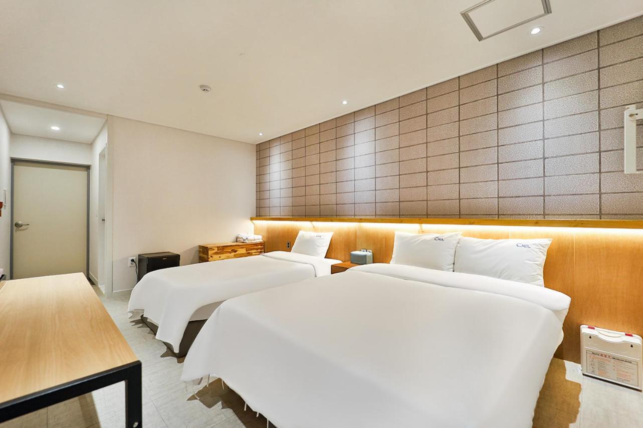 Ciel Mini Hotel Гиеонгджу Екстериор снимка