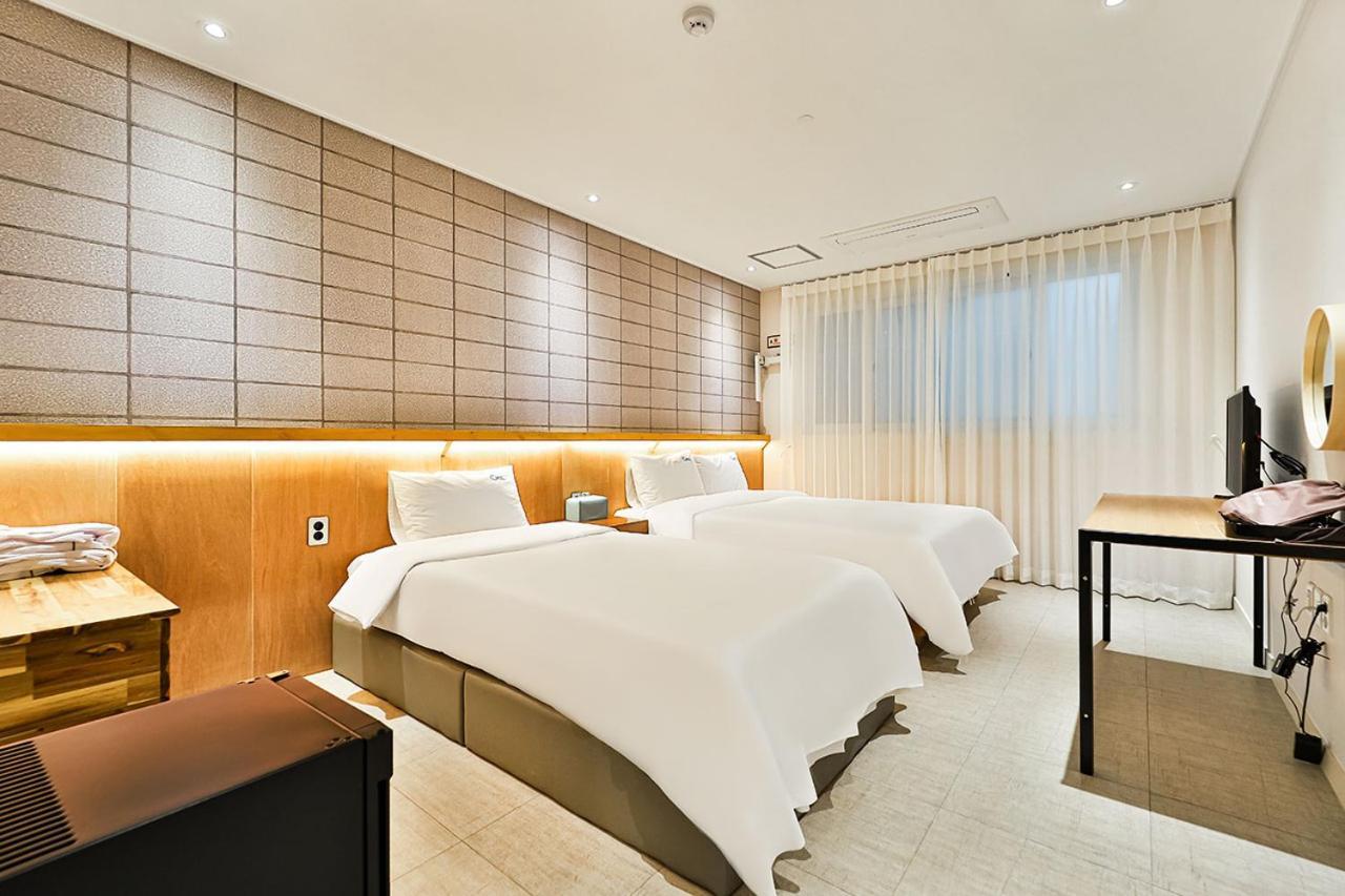 Ciel Mini Hotel Гиеонгджу Екстериор снимка